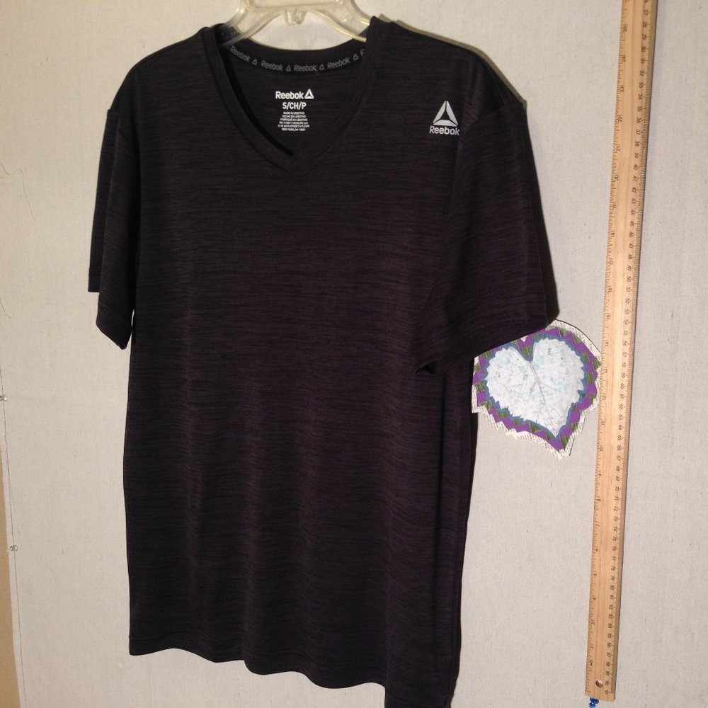 🎈 Reebok Mens 100% Polyester dri-fit T-shirt